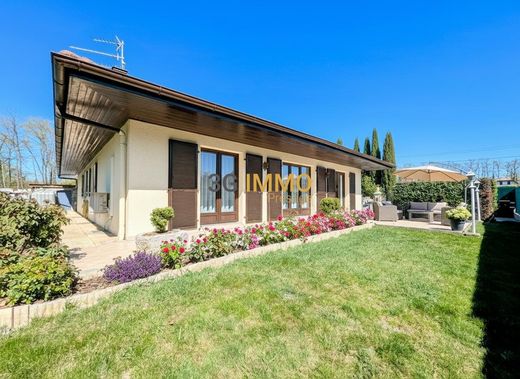 Villa en Vétraz-Monthoux, Alta Saboya