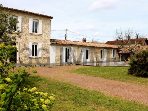 Villa in Barsac, Gironde