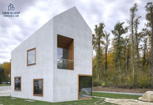 Villa en Prévessin-Moëns, Ain