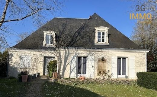 Villa in Fondettes, Indre and Loire