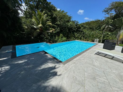 Villa in Baie-Mahault, Guadeloupe