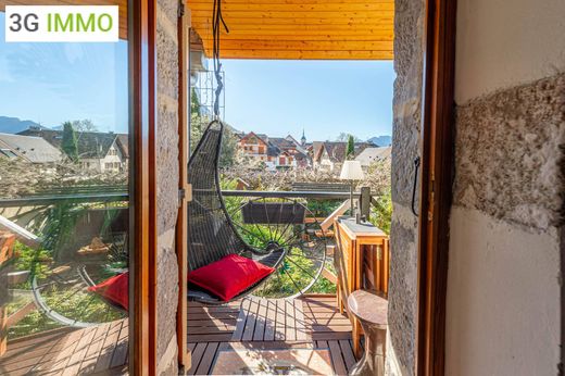Apartment in Veyrier-du-Lac, Haute-Savoie