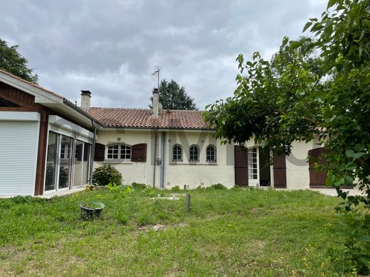 Villa Blanquefort, Gironde