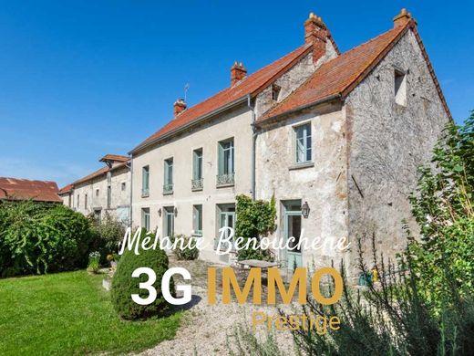 Villa for sale in Neuilly-Saint-Front