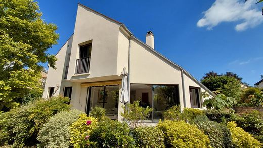 Villa in Saint-Gratien, Val d'Oise
