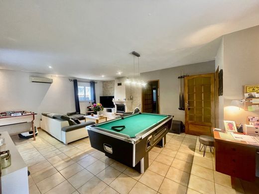 Villa - L'Isle-sur-la-Sorgue, Vaucluse