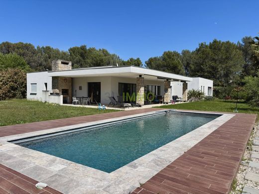 Villa a Saint-Gély-du-Fesc, Hérault