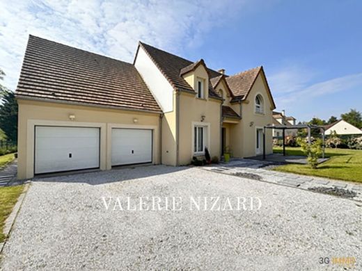 Villa in Gambais, Yvelines