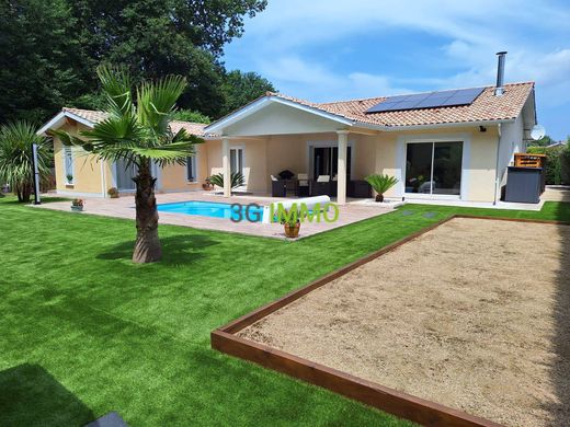 Villa in Lacanau, Gironde