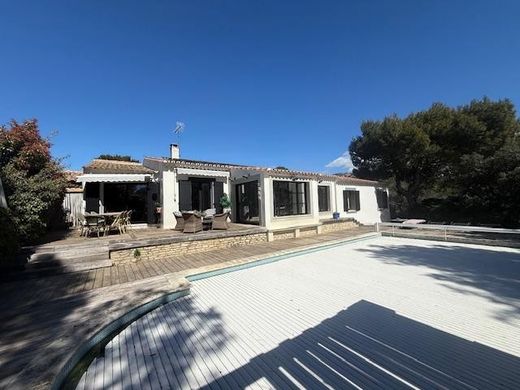 Villa in Taillades, Vaucluse