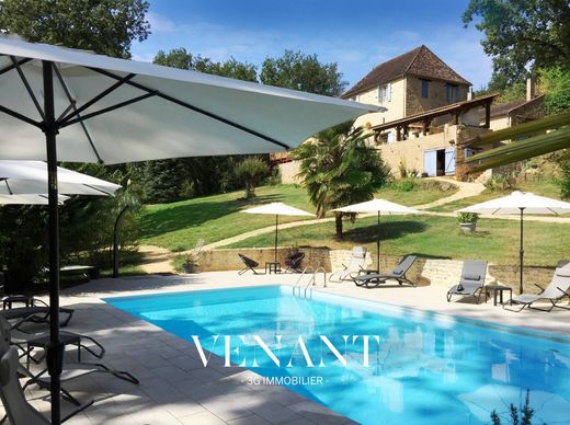 Villa in Le Buisson-de-Cadouin, Dordogne