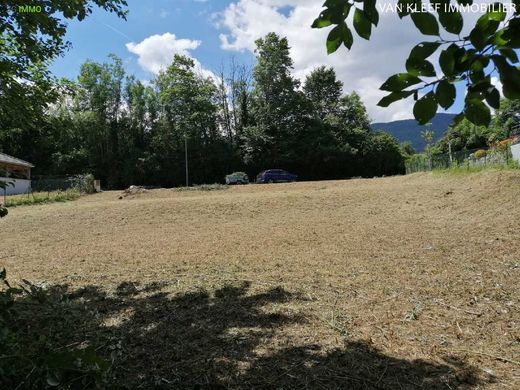 Terrain à Divonne-les-Bains, Ain