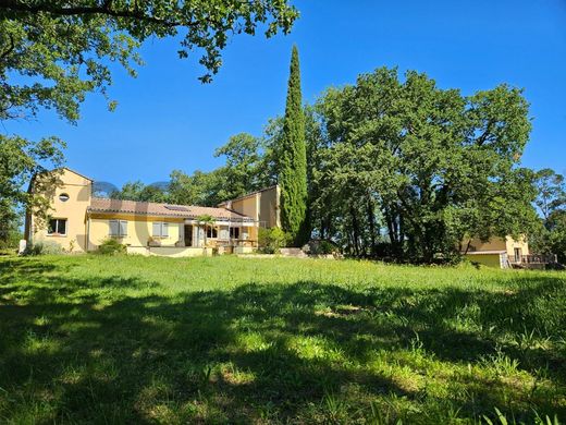 Villa in Uzès, Gard