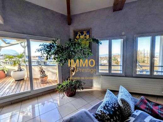 Apartment in Ville-la-Grand, Haute-Savoie