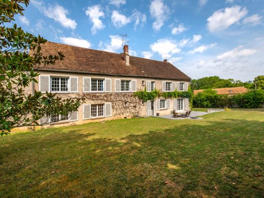 Villa in Dordives, Loiret