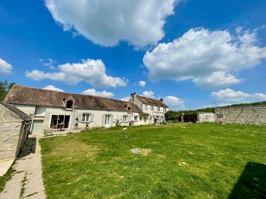 Villa in Montigny-sur-Loing, Seine-et-Marne