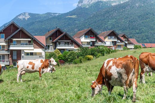 Apartment / Etagenwohnung in Annecy-le-Vieux, Haute-Savoie