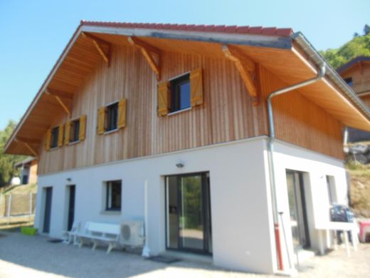 Villa in Saint-Paul-en-Chablais, Haute-Savoie