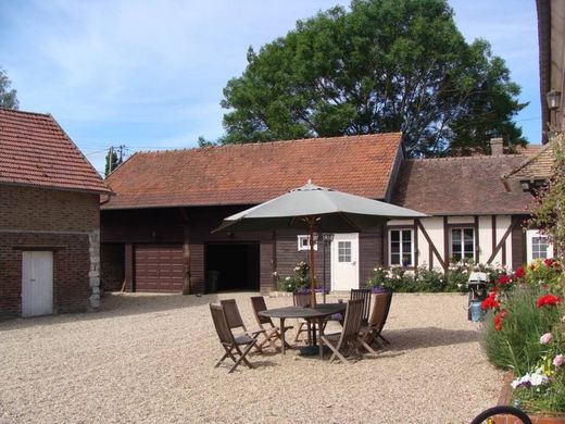 Maison de luxe à Heubécourt-Haricourt, Eure