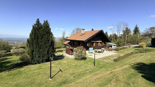 Willa w La Roche-sur-Foron, Haute-Savoie