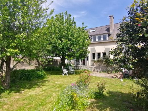 Villa in Rennes, Ille-et-Vilaine