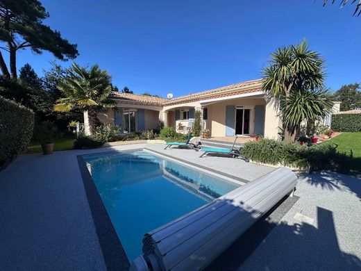 Villa a Les Mathes, Charente-Maritime