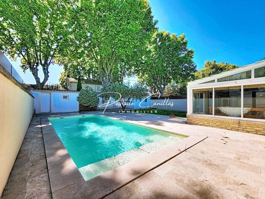 Villa in Saint-Rémy-de-Provence, Bouches-du-Rhône