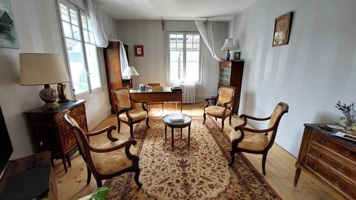 Apartment in Annecy-le-Vieux, Haute-Savoie