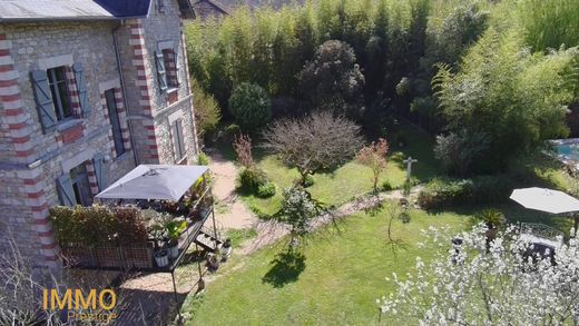 Villa in Saint-Antonin-Noble-Val, Tarn-et-Garonne
