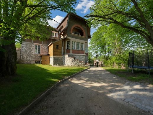 Villa a Moret-sur-Loing, Seine-et-Marne