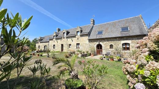 Villa in Combrit, Finistère