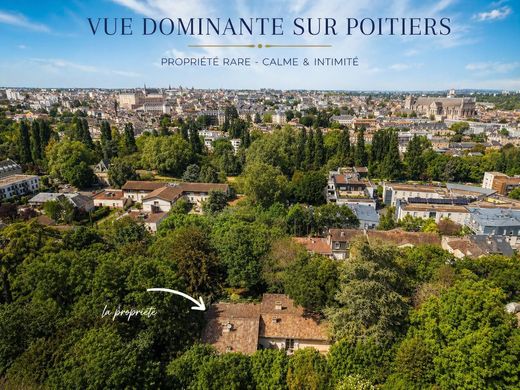 Villa in Poitiers, Vienne