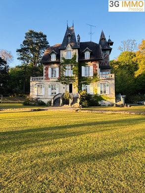Villa in Pierrefonds, Oise