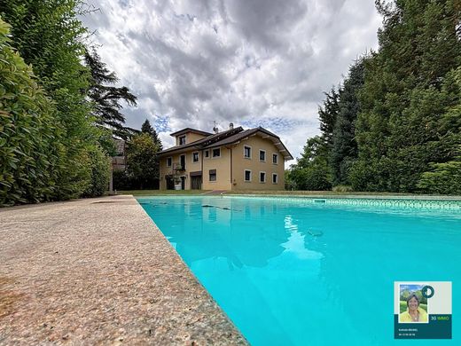 Villa in Bonneville, Haute-Savoie