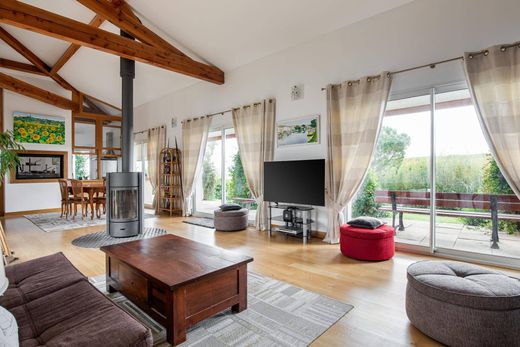 Villa a Beauteville, Alta Garonna