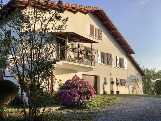 Villa in Saint-Palais, Pyrénées-Atlantiques