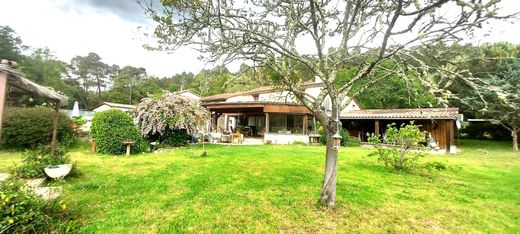 Villa in Ambrus, Lot-et-Garonne
