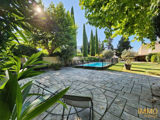 Villa à Pierrelatte, Drôme