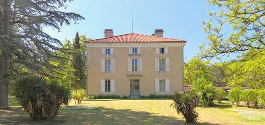 ‏אחוזה למכירה Mont-de-Marsan