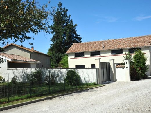 Villa in Montluel, Ain