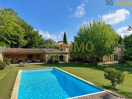 Villa a Uchaux, Vaucluse
