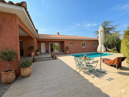 Villa Usclas-d'Hérault, Hérault