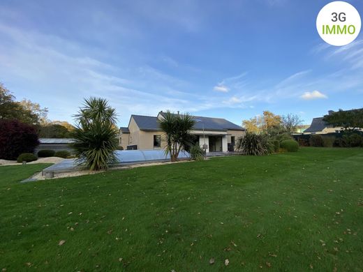 Villa in Grand-Champ, Morbihan