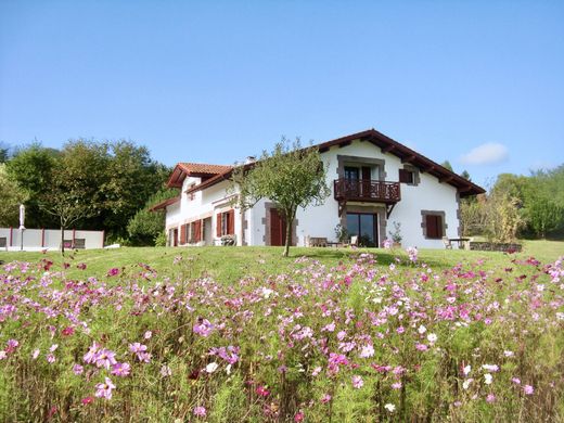 Villa a Saint-Jean-Pied-de-Port, Pirenei atlantici