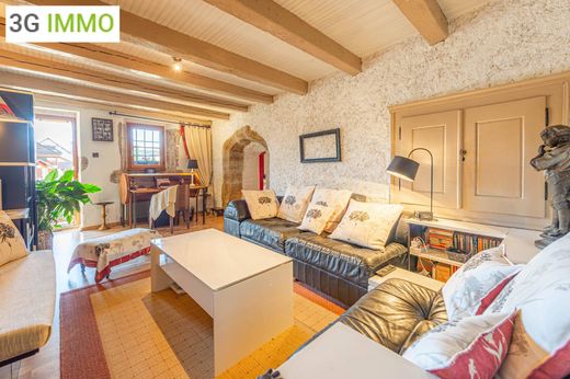 Apartment in Veyrier-du-Lac, Haute-Savoie