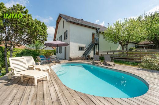 Villa a Étercy, Alta Savoia
