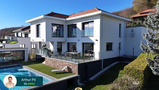 Villa en Colombe, Isere