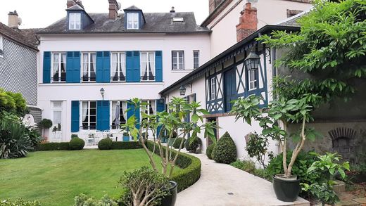 Willa w Nogent-le-Roi, Eure-et-Loir