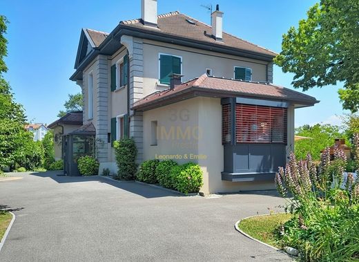 Villa in Ambilly, Haute-Savoie