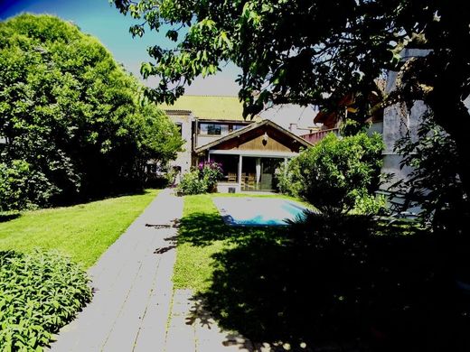 Villa in L'Isle-Jourdain, Gers